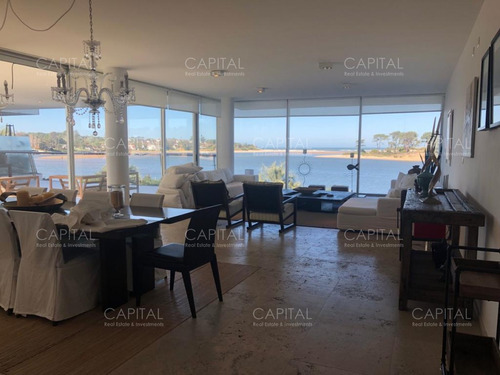 Espectacular Apartamento En Alquiler Sobre La Desembocadura De La Barra 