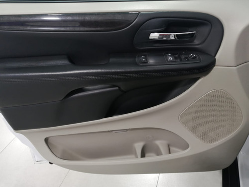 Imagen 10 de 15 de Dodge Grand Caravan Se Ta 2018