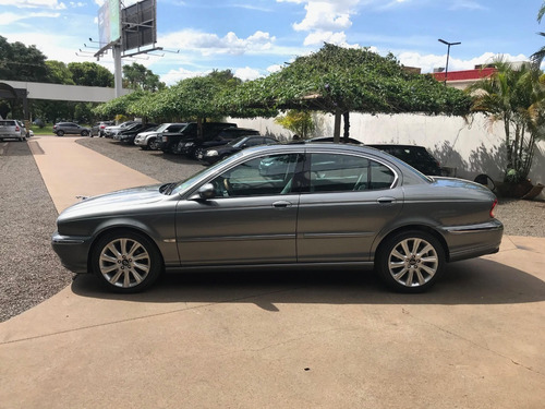 Imagem 6 de 10 de Jaguar X-type