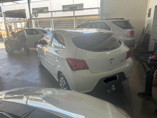 Chevrolet Onix 1.4 Lt 5p