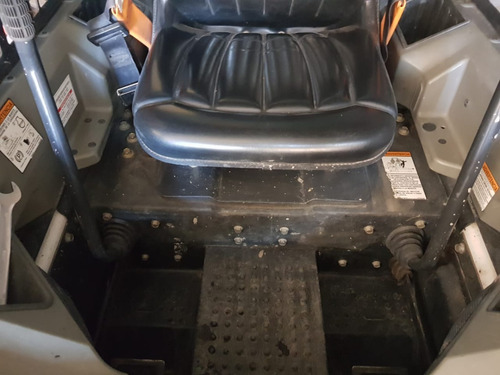 Bobcat Minicargadora S570 Mod 2015 Excelente Estado