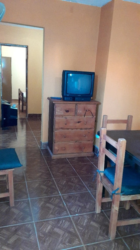 Imagen 7 de 14 de Merlo San Luis 2 Departamento 1 Para 4 Personas $ 10.000 Y El Otro Para 2 Personas $ 7000 A Pocas Cuadras Del Centro Con Terraza Con Vista A La Sierra