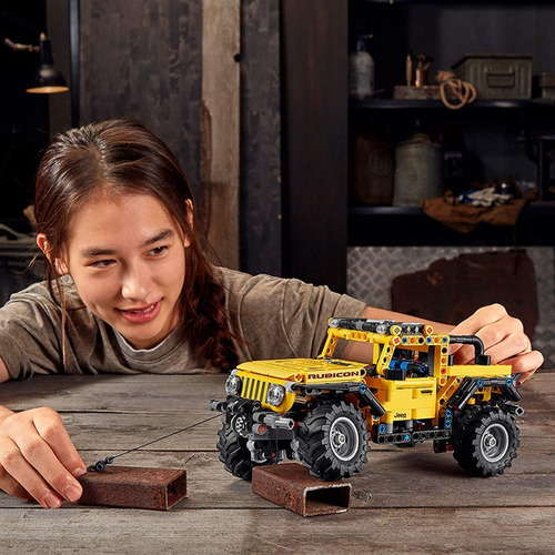 Imagen 5 de 8 de Set de construcción Lego Technic Jeep Wrangler 42122 665 piezas en caja