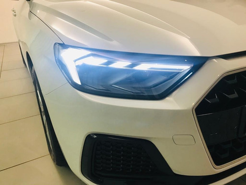 Imagen 2 de 15 de Audi A1 30 Tfsi 0km