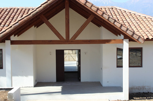 Excelente Casa Estilo Colonial, El Principal, Pirque!