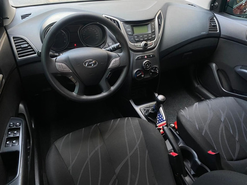 Imagem 3 de 12 de Hyundai Hb20 Comfort Plus 1.0 Flex 12v, Fhb2018