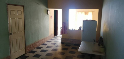 Imagen 5 de 14 de Super Precio, Se Vende Amplia Casa Con Galpon Y Local Comercial En Las Delicias Sector Santa Eduvigues/ Yessika B. 04249155109
