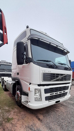 Volvo Fm 370 6x2t - Año 2010