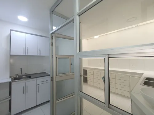 Local En Arriendo/venta En Chapinero Alto. Cod A22221