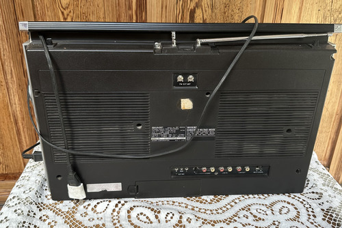 Radio Grabador Antiguo Sharp (Usado)