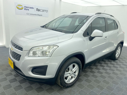 Imagen 5 de 25 de Chevrolet Tracker Ls Mt 1.8