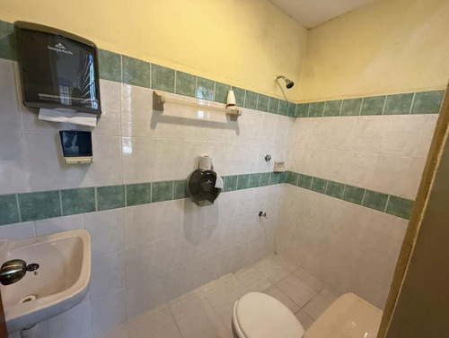Renta De Local Comercial De 320 M2 En El Centro