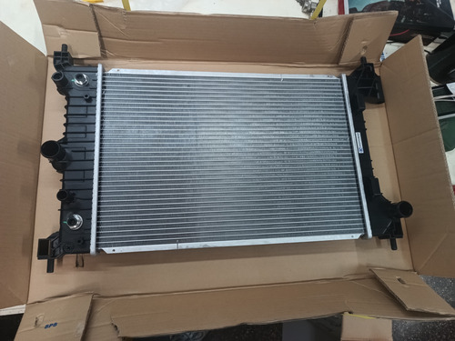 Radiador Chevrolet Tracker 2014 2015 2016 Caja Automatica