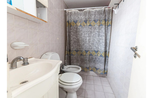 Departamento De 3 Ambientes Con Cochera En Torres Pueyrredon