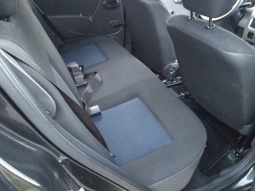Imagen 13 de 15 de Renault Sandero 2010 1.6 Pack