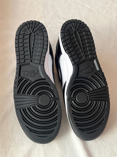 Nike Dunk Panda 7.5mx (Usado)