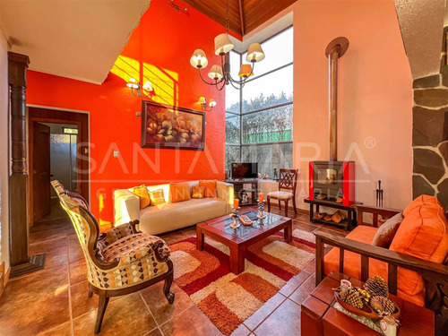 Casa En Venta De 5 Dormitorios En Pingueral