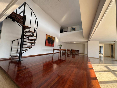 Venta De Apartamento, Altos De Guataparo, Edificio La Defense Cod 271147