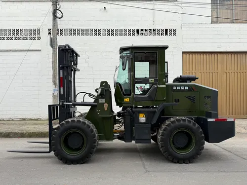 Montacargas 4x4