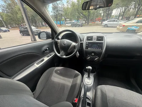 Nissan March 1.6 Advance At
