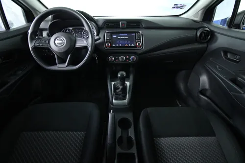 Nissan Versa 1.6 Sense Mt