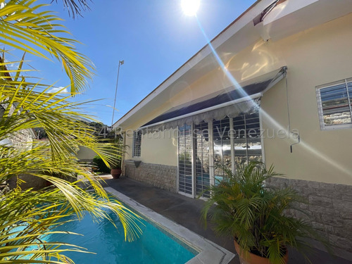 Venta Amplia Y Hermosa Casa El Piñal-el Limon Gjg 25-7006