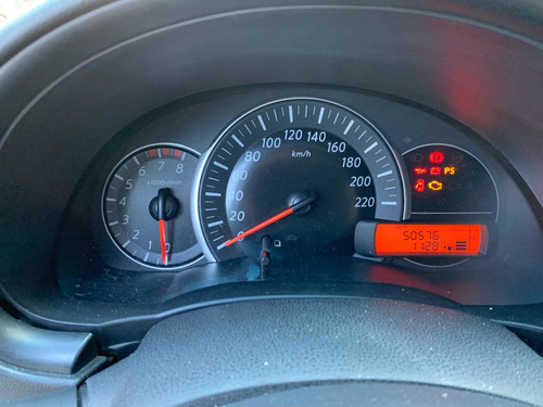 Nissan March 2018 1.0 12v S 5p