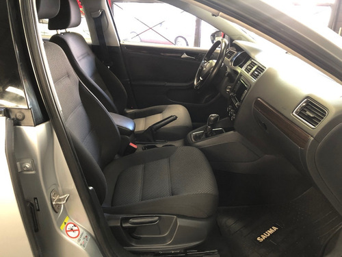 Volkswagen Vento 2.5 Advance Plus Triptonic 2015 Urion Autos