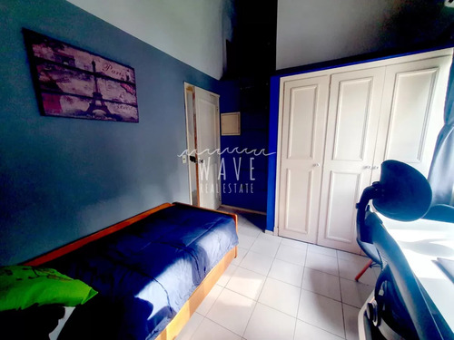 Venta De Casa De 3 Dormitorios, 3 Baños + Casa De Huéspedes En Pinares, Playa Mansa, Punta Del Este.