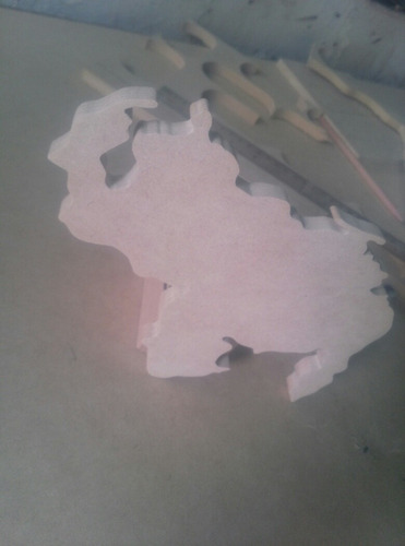 Imagen 3 de 6 de Mapa De Venezuela En Mdf De 9mm, Sus Medidas Son 19x14