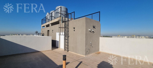 Venta Departamento De 4 Ambientes Con Cochera Y Balcón En Avellaneda