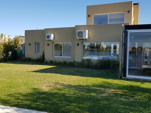 Imagen 14 de 16 de Casa En Venta En San Sebastián