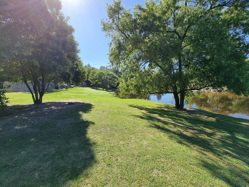 Bella Casa Con Fondo Al Río Balneario En Talahuasi, Exclusivo Y Con Mucho Potencial, Fabulosa