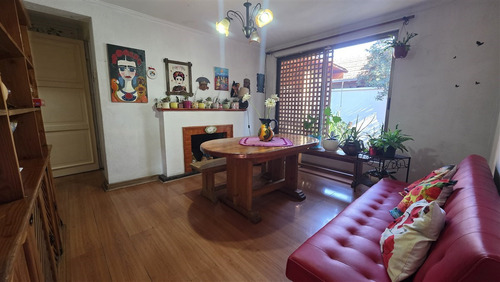 Casa En Venta De 3 Dorm. En Macul