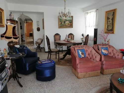 Imagen 10 de 19 de Venta De Apartamento En Montalbán I / Gc 23-804