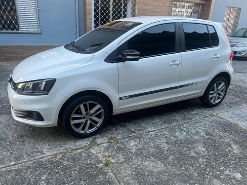 Volkswagen Fox 1.6 Run Total Flex 5p