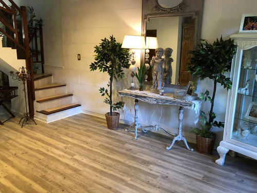 Imagen 4 de 27 de Casa - Barrio Parque Leloir