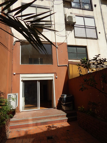 Imagen 15 de 30 de Depto 2 Amb En Duplex C/patio Palermo A Reciclar