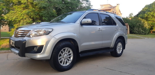 Toyota Sw4 3.0 Srv Cuero I 171cv 4x4 5at 2012