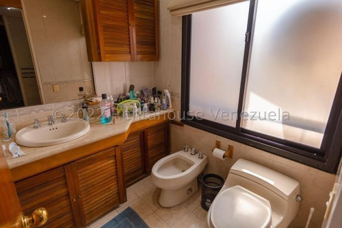 Imagen 15 de 22 de Omar Espinoza Ofrece En Venta Lujoso, Hermoso Y Amplio Apartamento En Campo Alegre