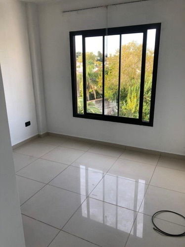 Imagen 10 de 12 de Departamento En Venta En Villa Sarmiento