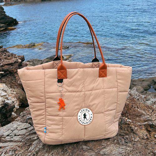 Imagen 2 de 10 de Tote París Beige