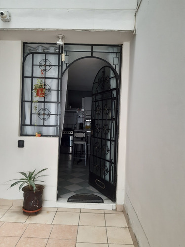 Alqu.full Amoblado Maximo2personas S/150 La Noche Entrd.ind.