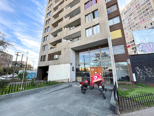 Arriendo Estacionamiento - San Diego & Pedro Lagos