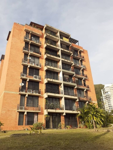 Imagen 1 de 12 de Penthouse En Res. Lomas De Mañongo. Foa-1705