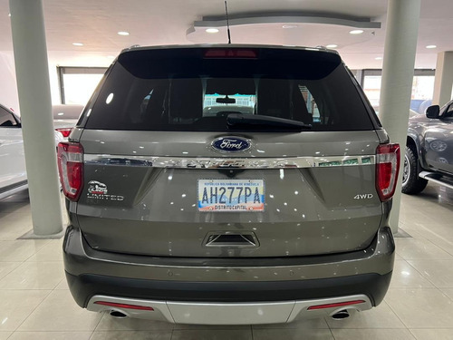 Imagen 3 de 12 de Ford Explorer Limited 4x4