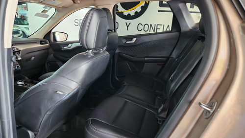 Ford Escape 2.5 Hibrid