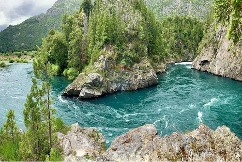 Inversión - Con Orilla De Rio Futaleufú