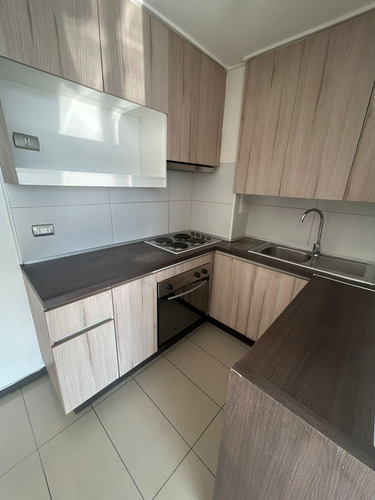 Arriendo Depto. De 2d1b En Pasaje Leonor Cepeda Con Carrion