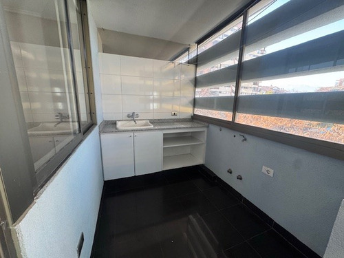 Departamento En Venta De 4 Dorm. En Vitacura